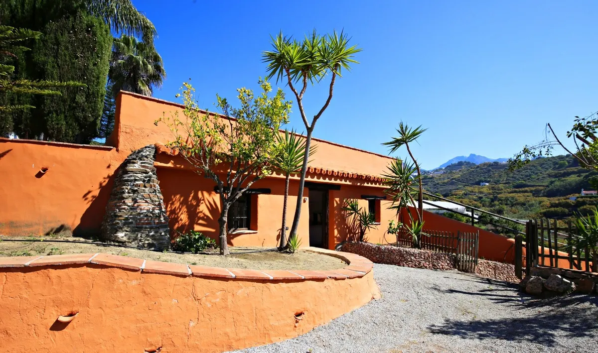 71ef385f-368e-4199-a63e-d52741c7a5ea