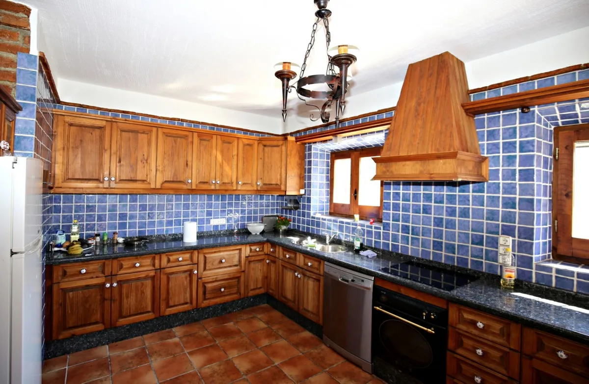 9da8d89b-04af-4f74-860a-661c024a663f