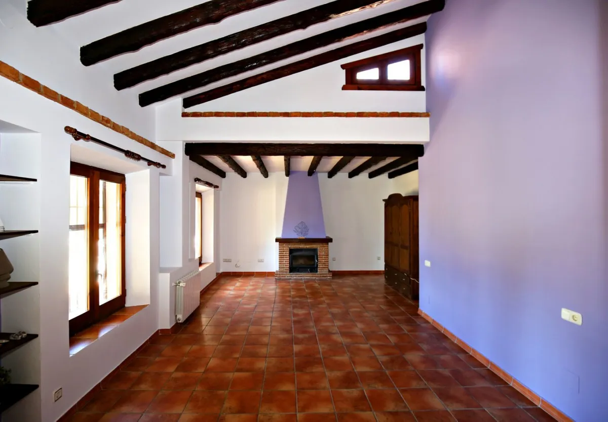 e1e024f7-77a2-4fda-b8ac-a8869458a4ed