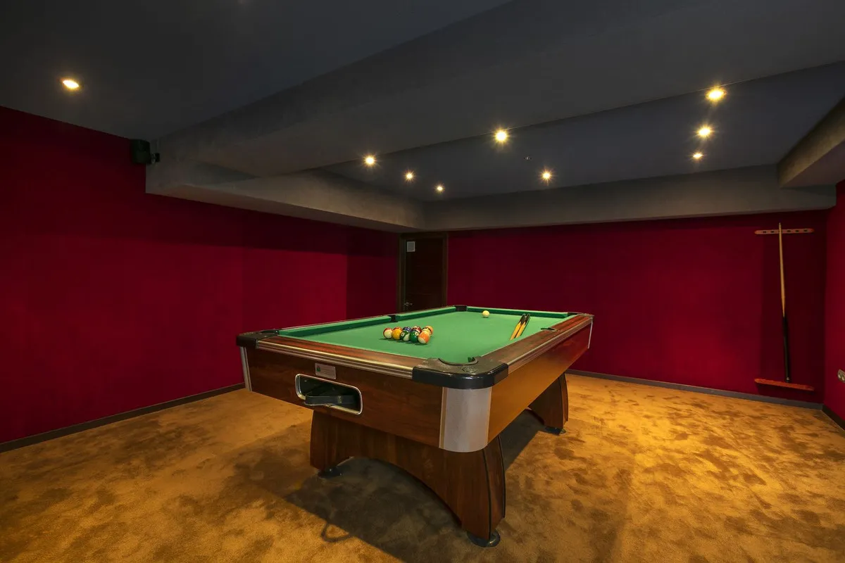 42235f40-3b1c-4e34-8e26-f0198a6bf351