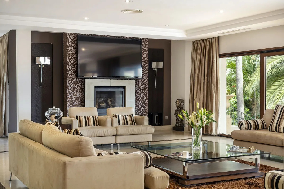 8d759de2-ac55-481a-8065-022f28d4c46b