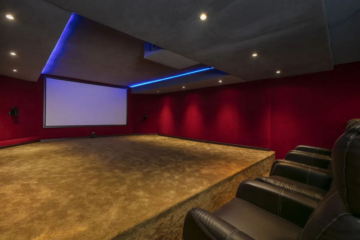 9e587776-57a1-4cd5-bdc4-1b4a4e7ea4af