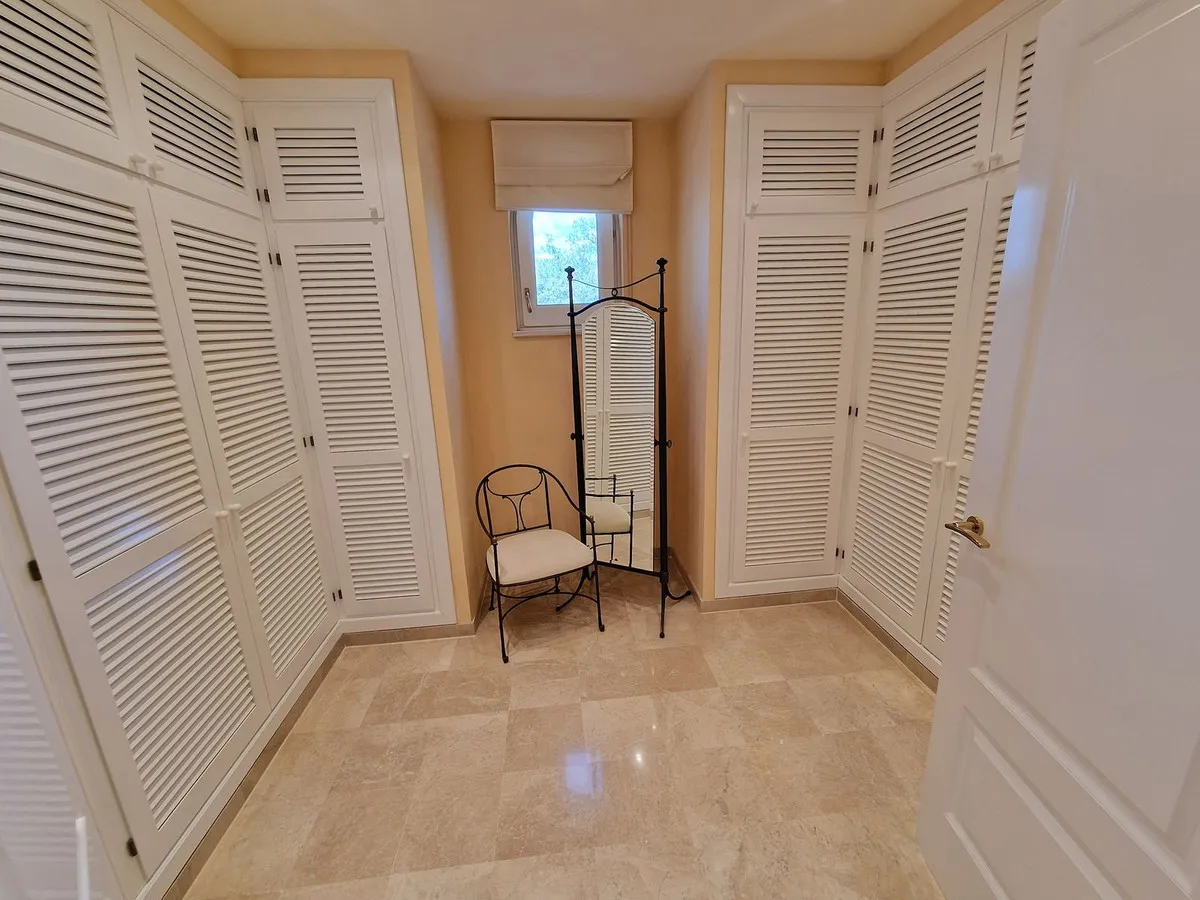 63cf622a-e886-4749-a687-8b67ddc8a639