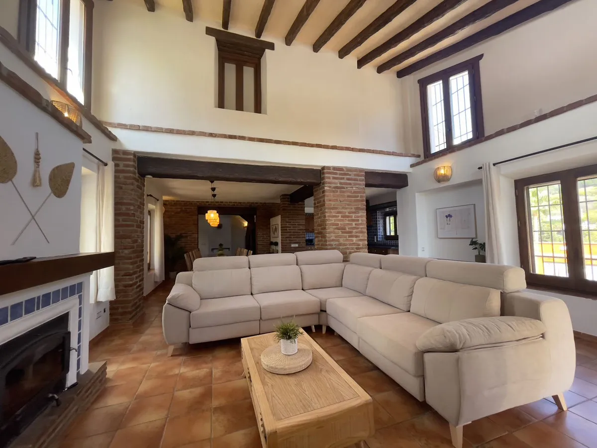 2f66b9fc-00ab-44ac-8868-89689cf162ba