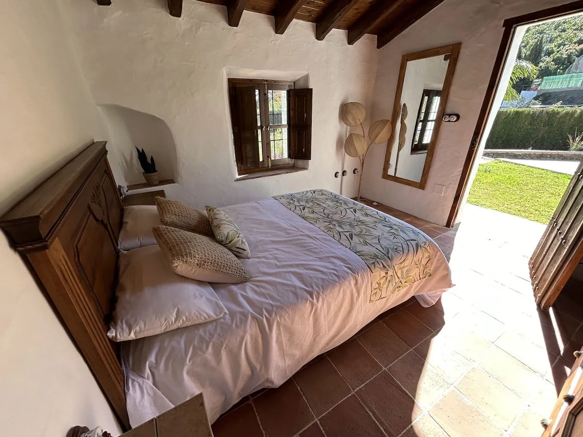 6ce4d57b-0a57-458d-bf5b-51d8ad4536e9