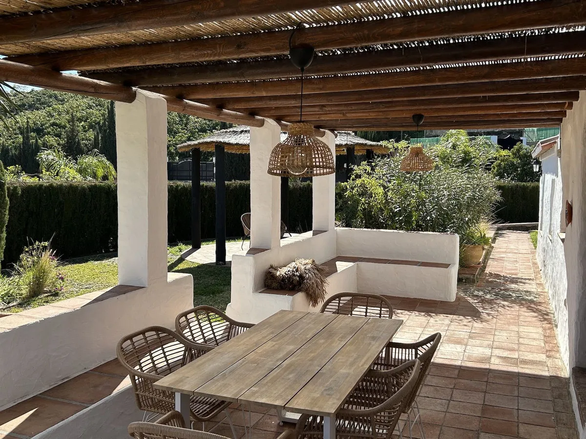 a7207369-d84c-4679-aca5-e54ccc823a26