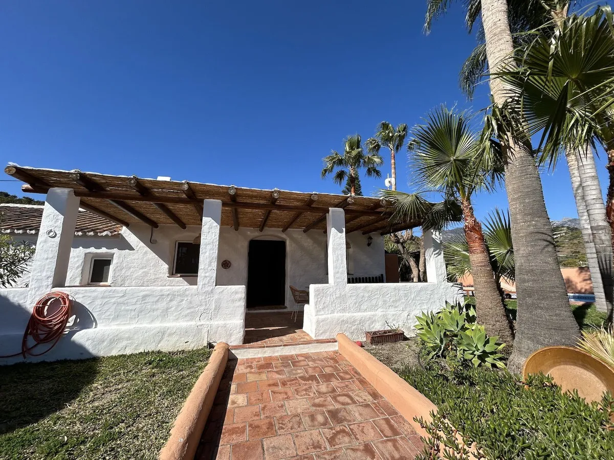 b74363f2-fdfb-45a1-a517-a7111d1cea3b