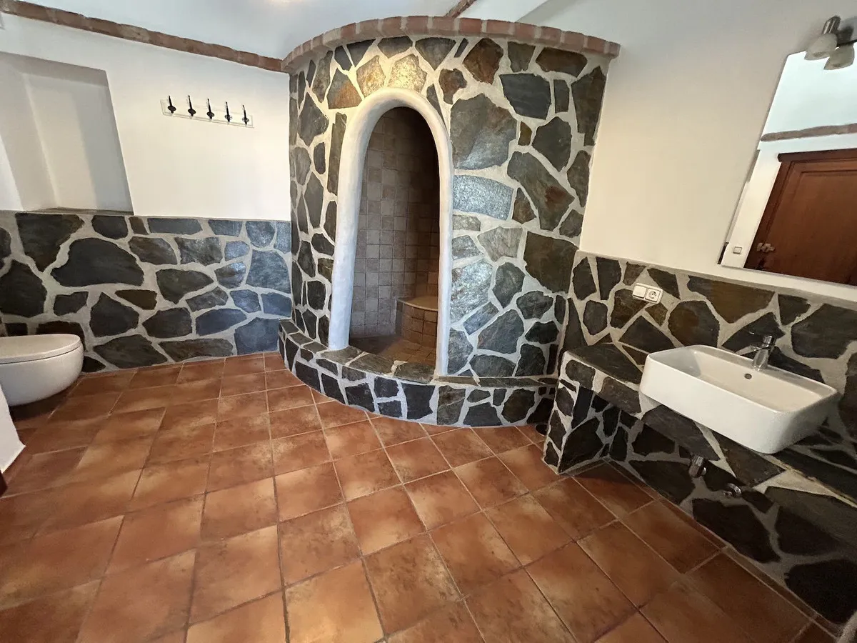 bbc95a41-14f7-4d2e-a331-faea1a27e473