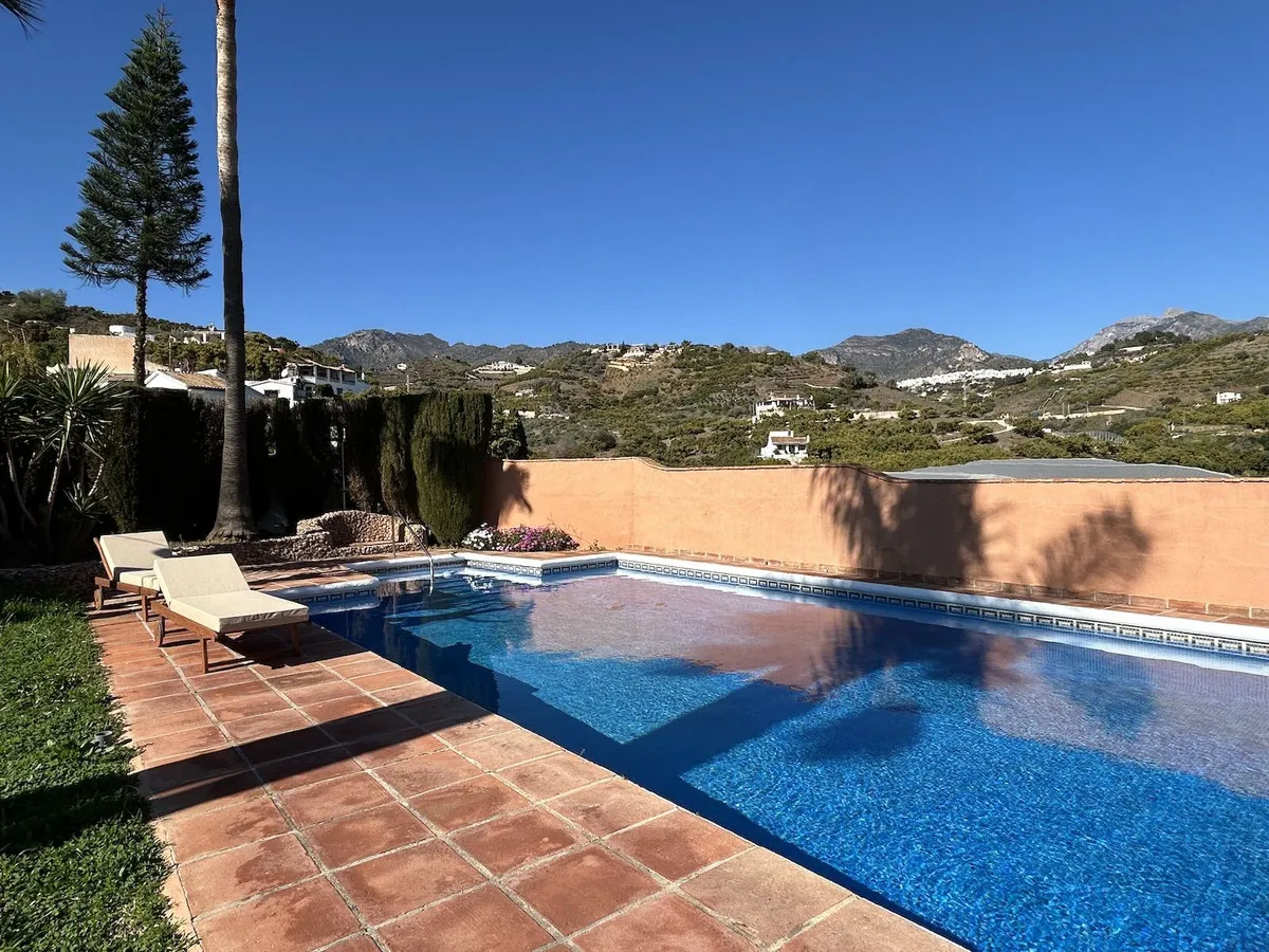 f7d608f8-3480-4b55-8393-d29099ad9793