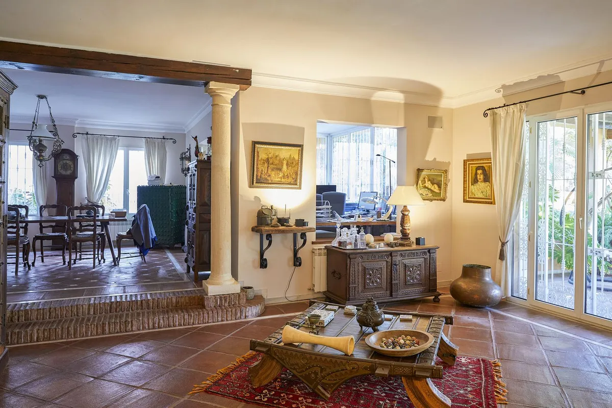 98b53148-cdbd-4641-a306-6fbd8c0173ea