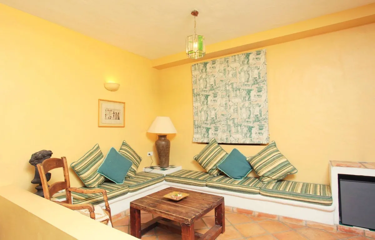 d85df1b3-d72c-452f-921a-b174158c2b13