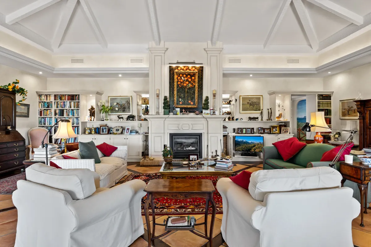 8b2e5f97-54e8-442b-a203-3cae0c3e9871