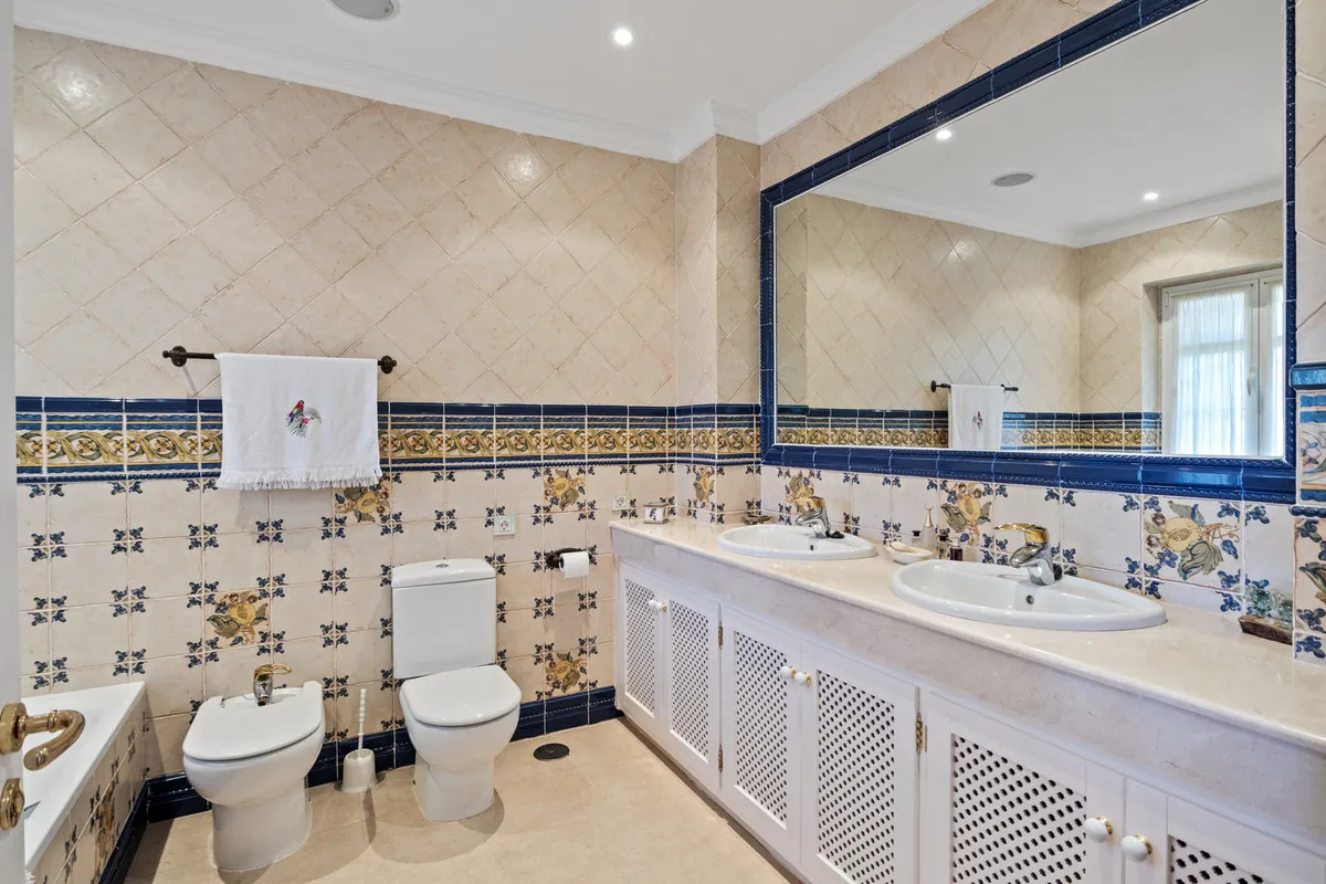 ac8cce01-3a4c-412c-8d26-142e67daac0c