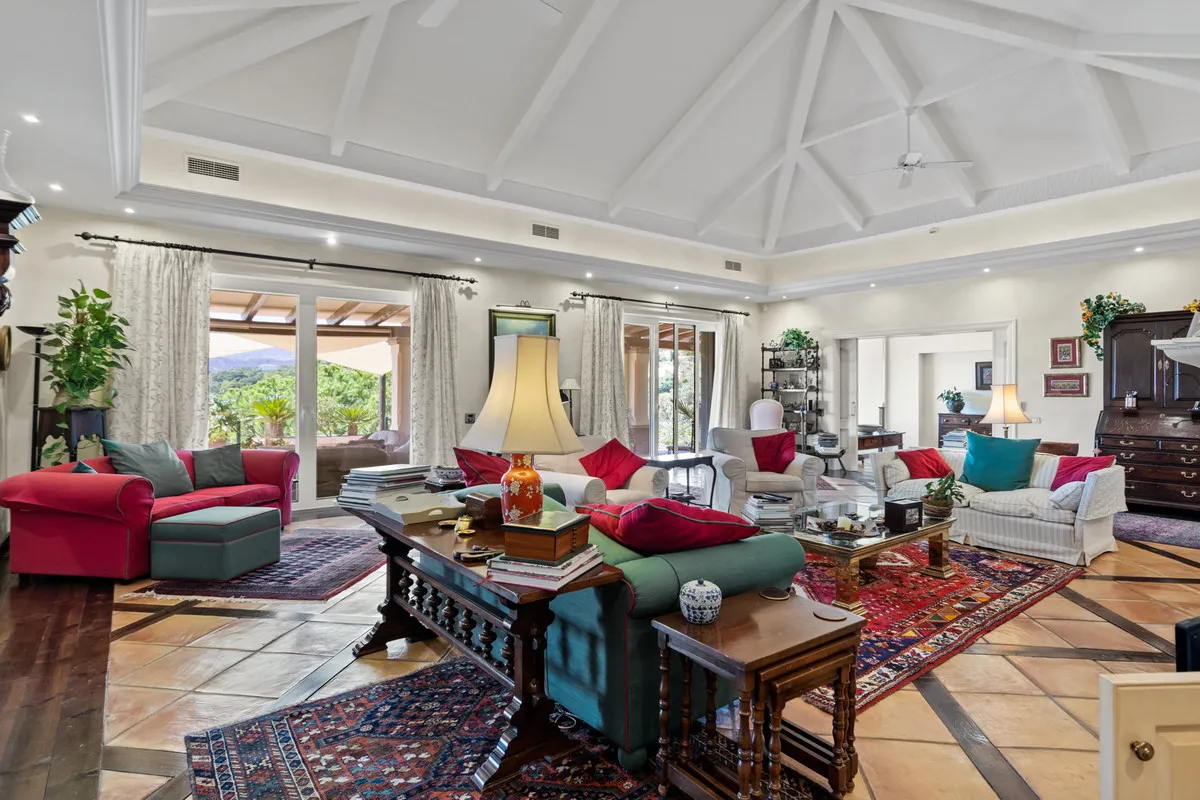 e7259ac9-14d6-41a9-bbb3-d057fc017480