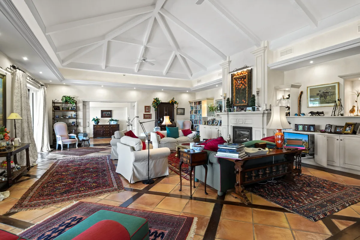 f7fb15f8-08c3-4260-bec9-cd02e4fa3776