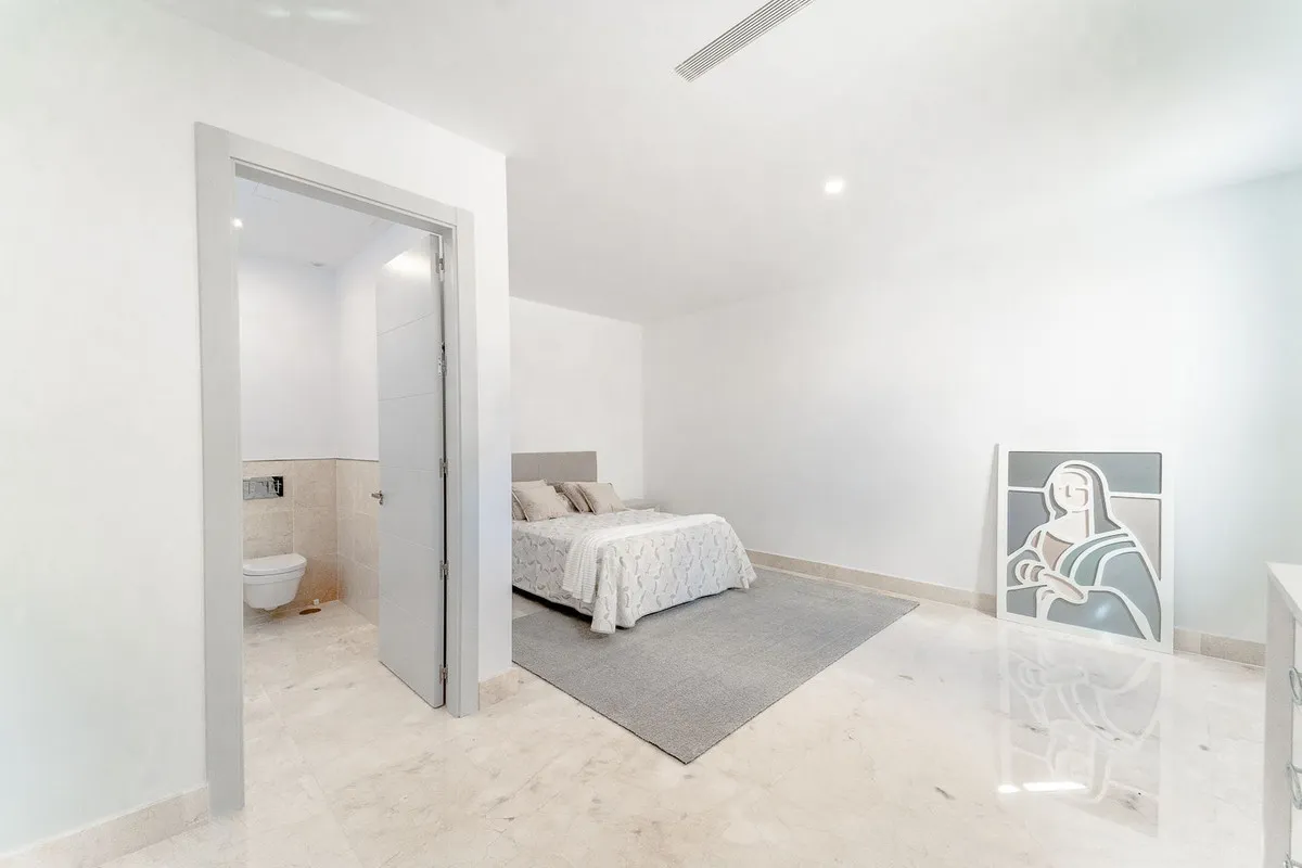 7b1fe040-937d-42bb-b53e-595dfe8b0b67