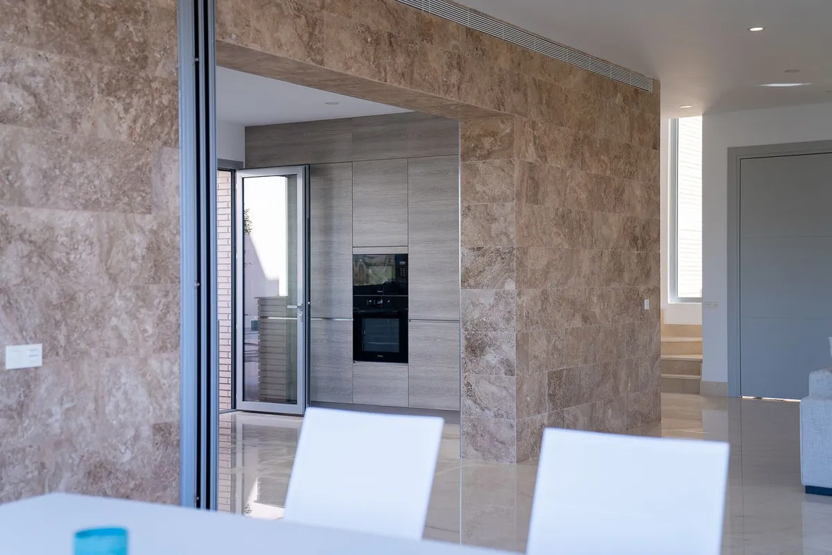 c0d8999f-a7bc-4cc6-90cf-26868b690647