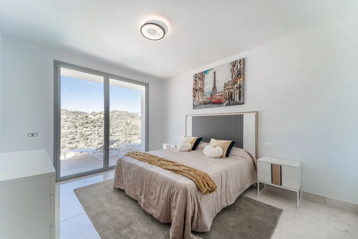 d1d9b675-101e-4205-84f0-6cb48cecc652