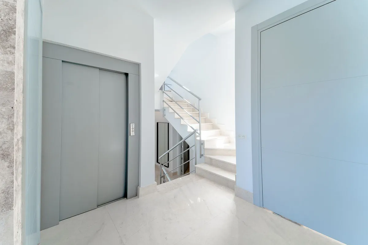 f1e56a63-f621-4f1b-82f7-7dd8fa0ef5e3