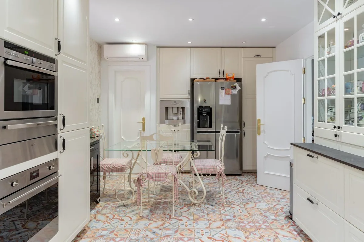 1ed144e4-183d-4a46-b310-bb75ecf8bf43