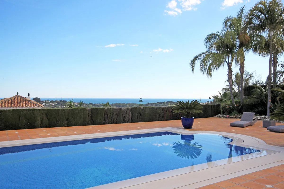 c5dda376-d286-41de-a1af-2fc82eeed7fe