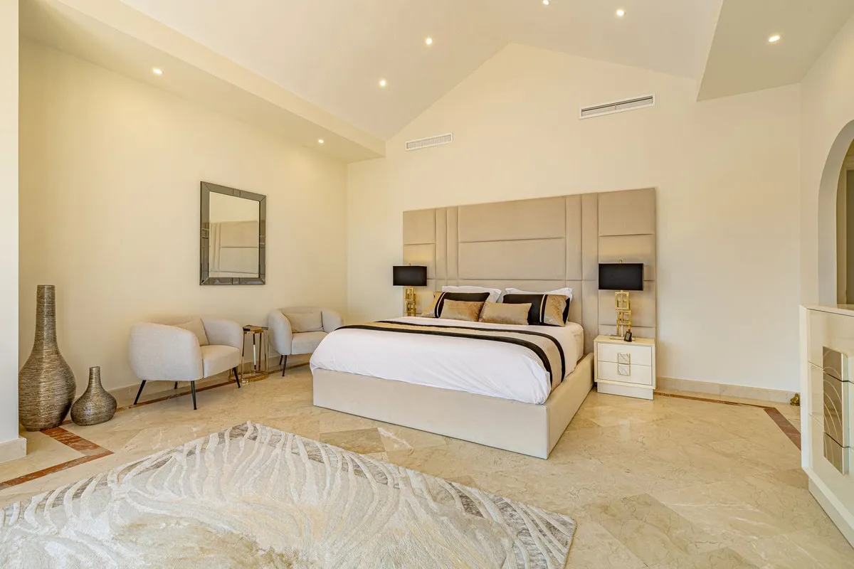 377a493b-5aae-4aa7-ba24-66596b99b17b