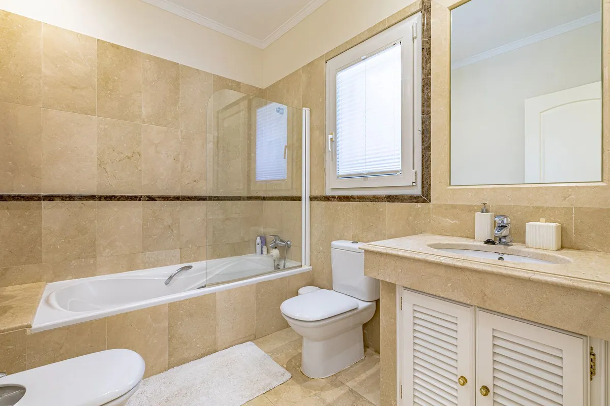 a34277a4-ddc1-4dc8-a0ba-9ef402e2acf7