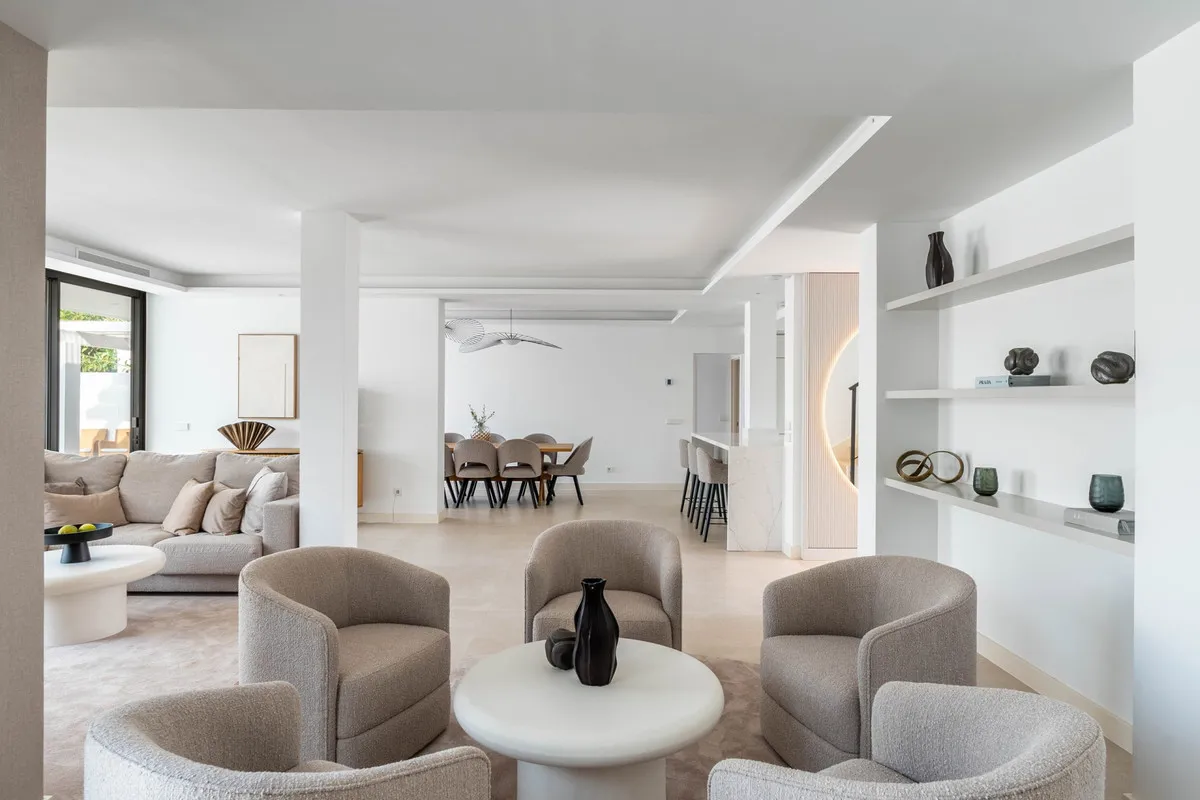 699d94e1-471b-490f-ac75-c12034b30c24