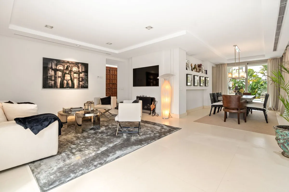 c0597b57-5cf1-4cca-8bd3-84fc1e04936d