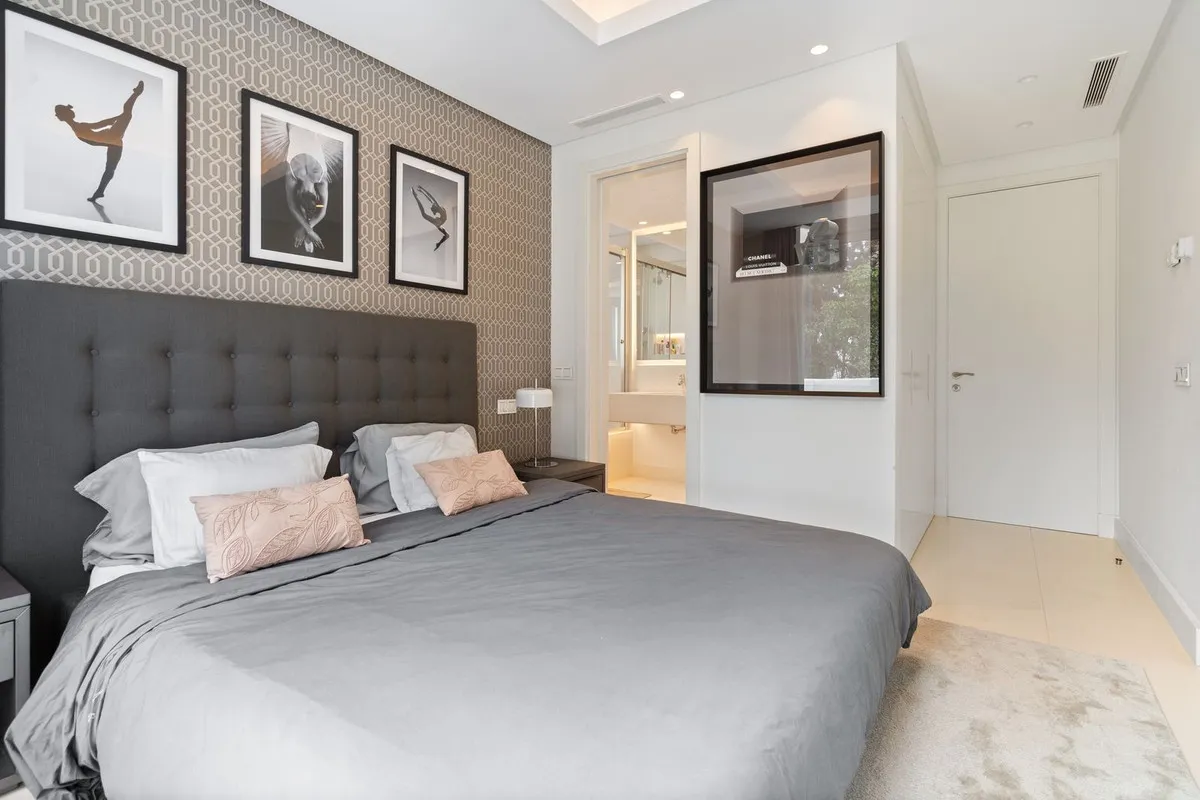 ef31cef6-8eef-4224-b870-59c282036126