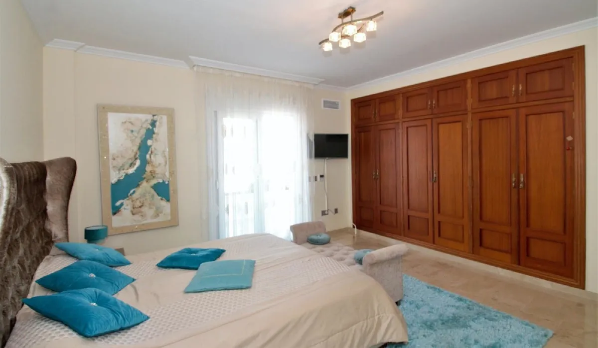 1dda25b8-2d08-4c6d-9445-509514b12815