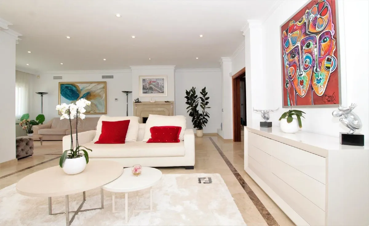 a609e687-3be4-49e0-8b5b-cbd1b51f8582