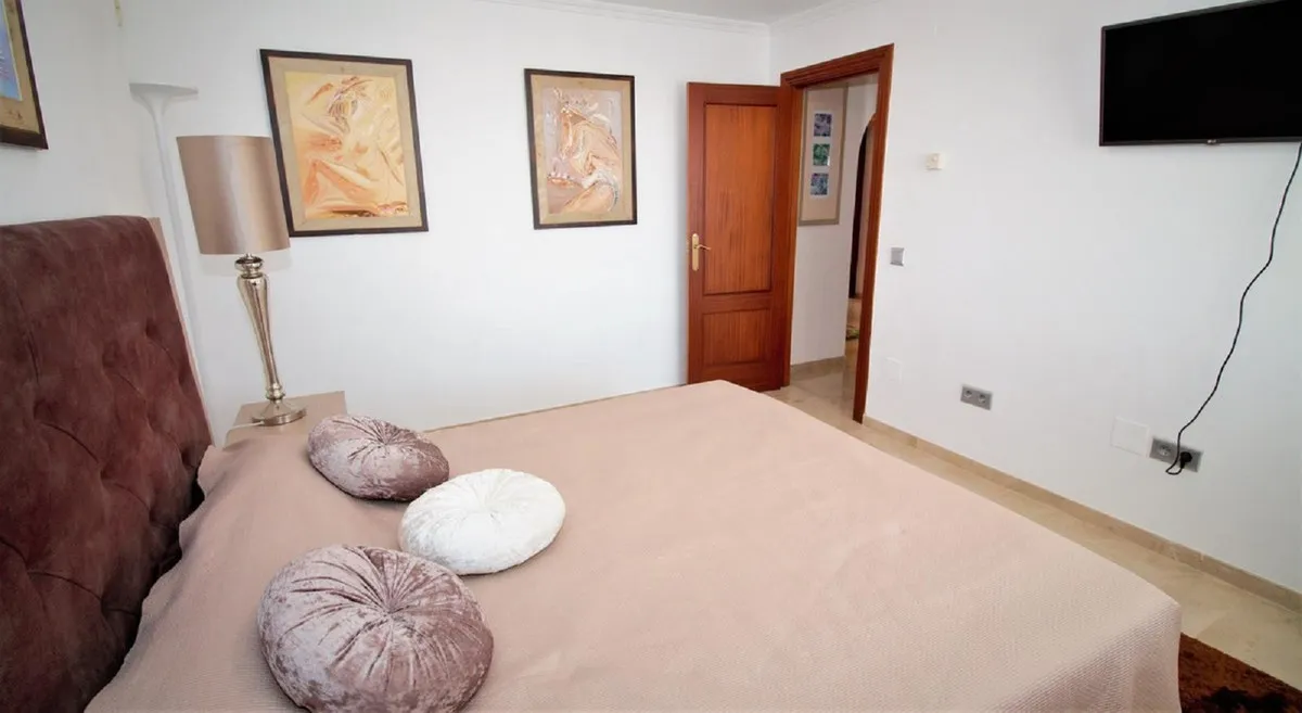 ba78f4b2-b222-463c-87ae-816d2df253a6