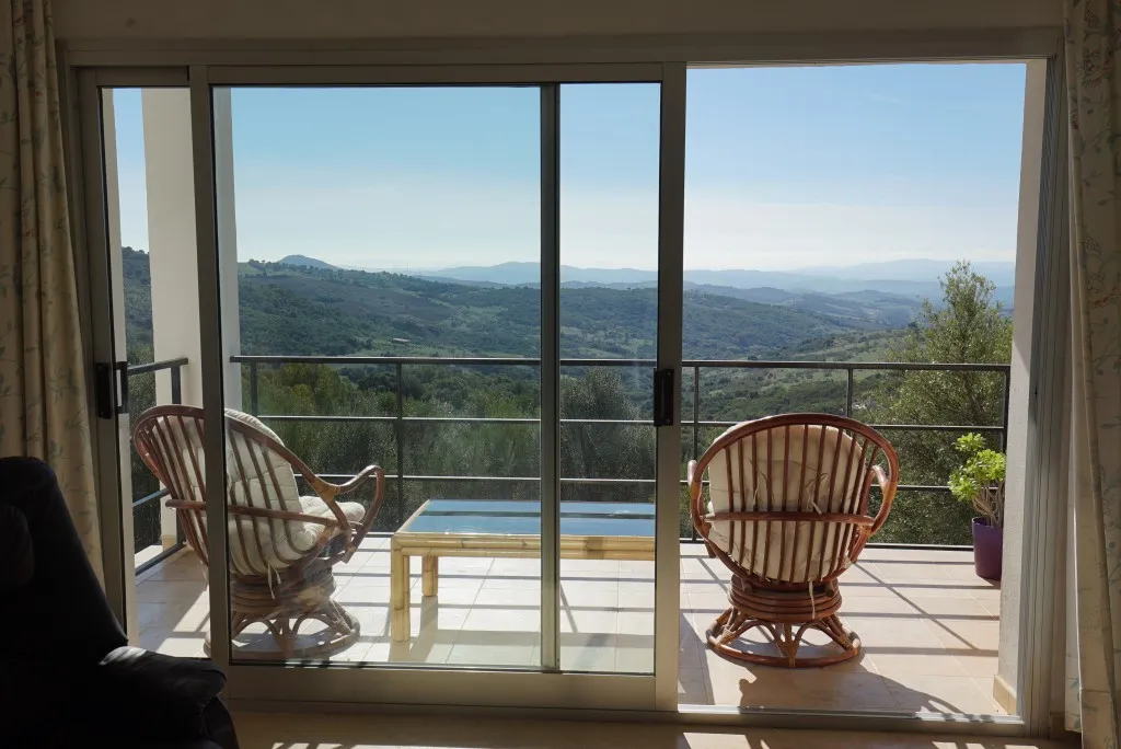 4d5e7e27-1996-4b58-83a5-84ed159b2dba