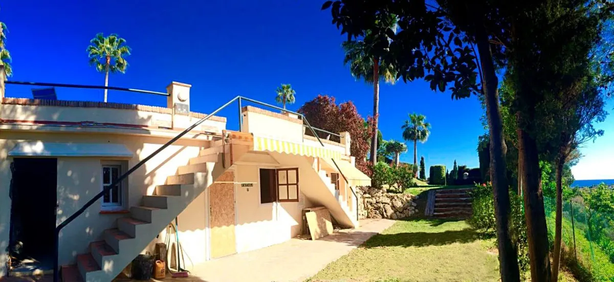 6e872501-076c-4b52-b5e1-0a128e718e4c