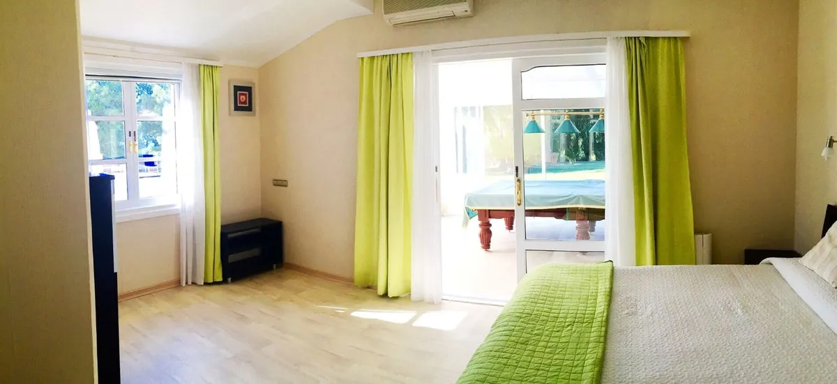 a400e9e9-2f00-46d0-8b9d-42c3c315d853