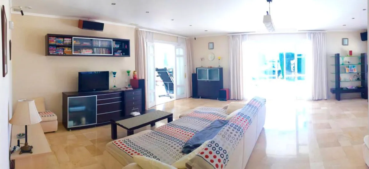 e2784a0d-be04-49f6-b0d9-489592f54c5e