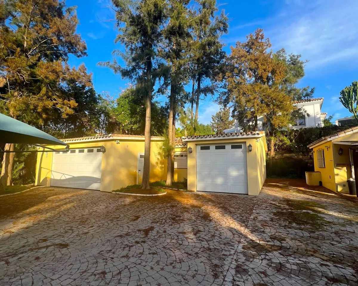 7eaf590d-1c5b-4529-bb1e-05b8d8272bc1