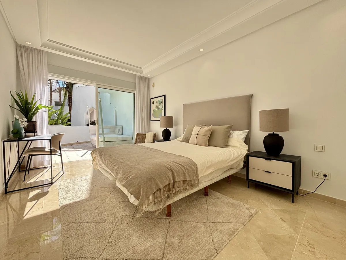 6fa9b287-1a82-4036-bd2a-63ffd8f3363d