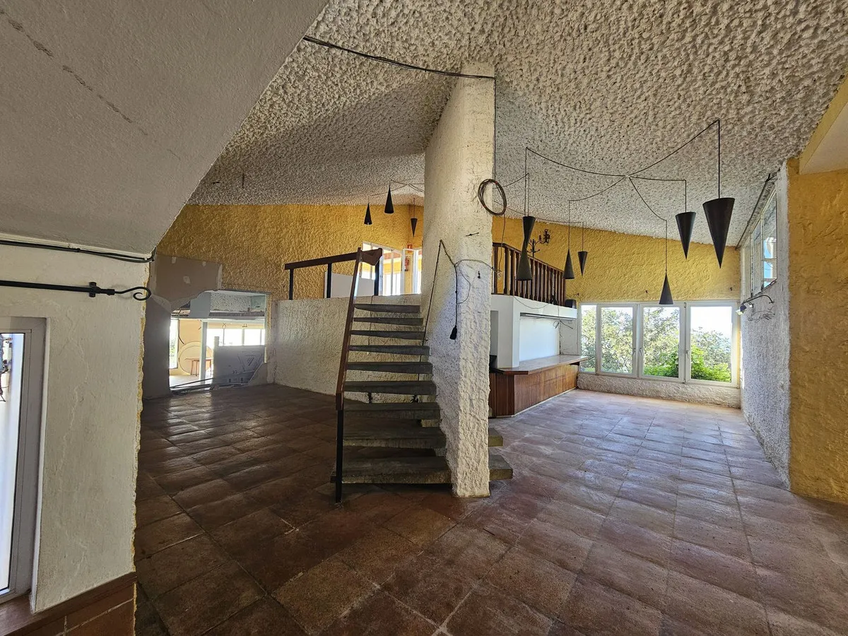 01fd68a0-6c60-4c7e-bcc7-0578583ebaf2