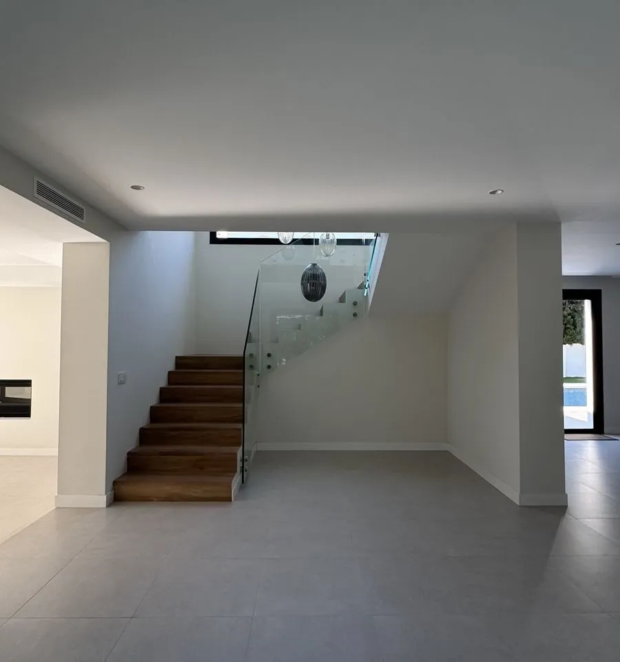 34c2a84e-12b1-4053-b762-afa43d8a173a