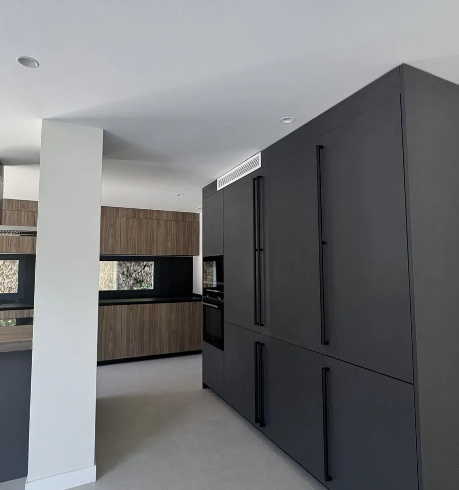 8dff96c4-fea5-4bda-9f11-64a2129e28d3