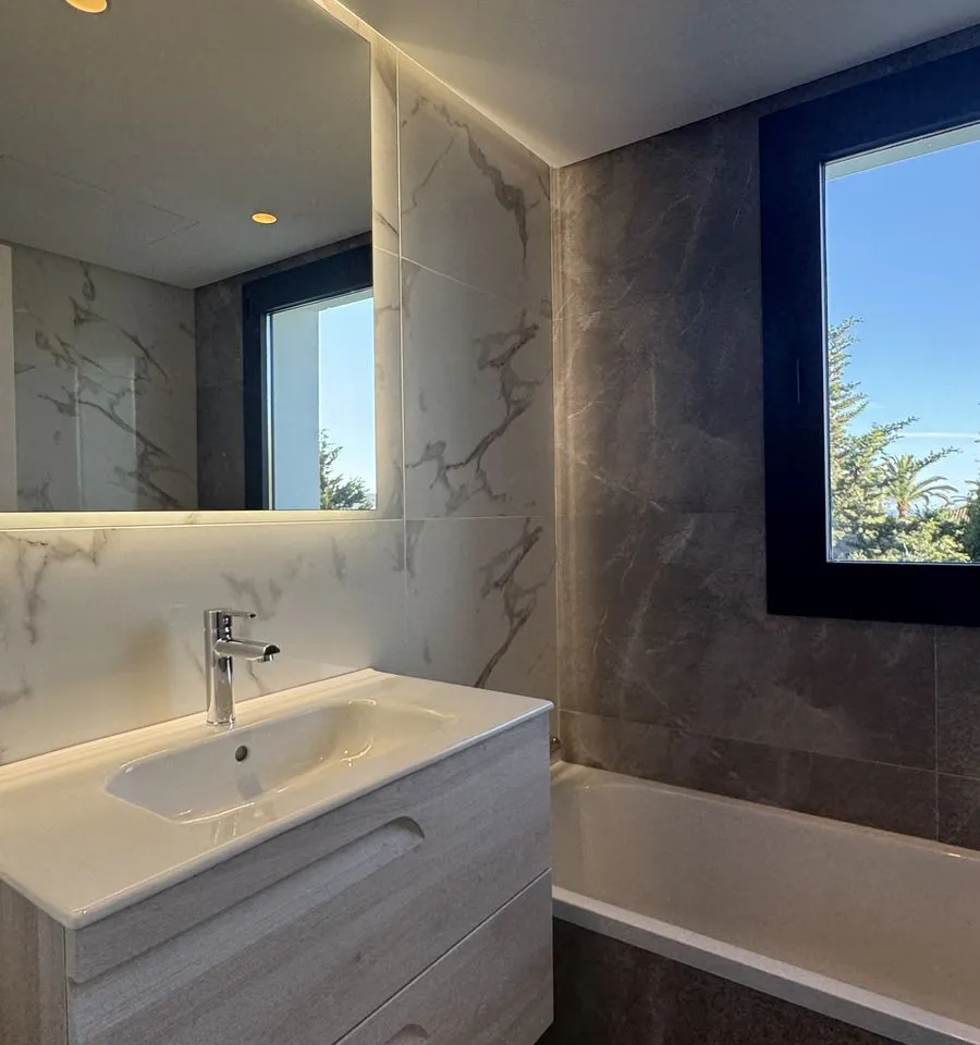 af6066c2-842e-4da6-82dd-c2b18d15c0c3