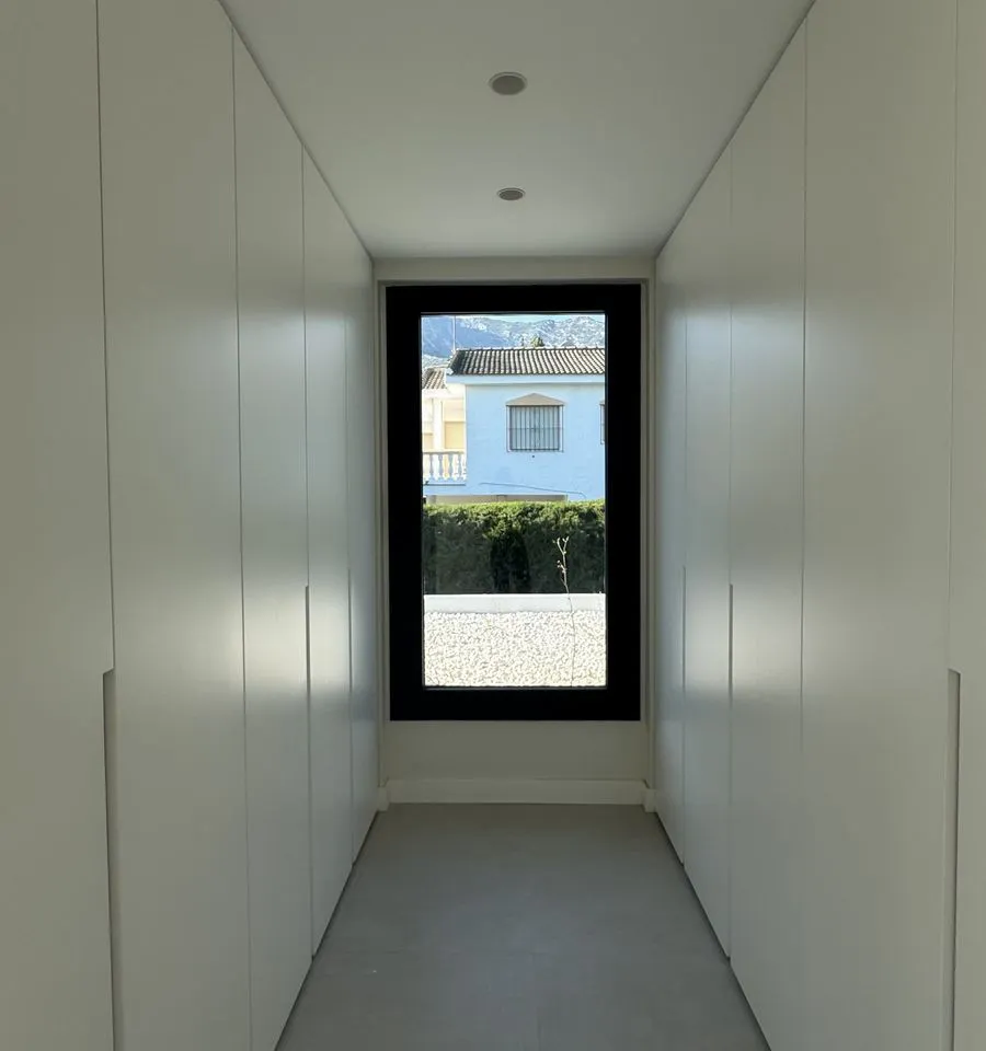 c7835178-4d8b-4ac1-b7c6-0bcab6654e01