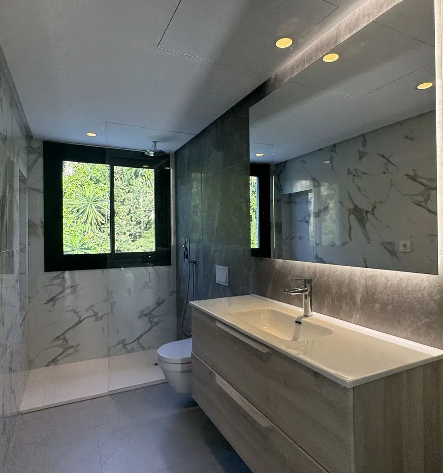 ec95adf2-c3e1-45d3-a559-119cb9cff91b