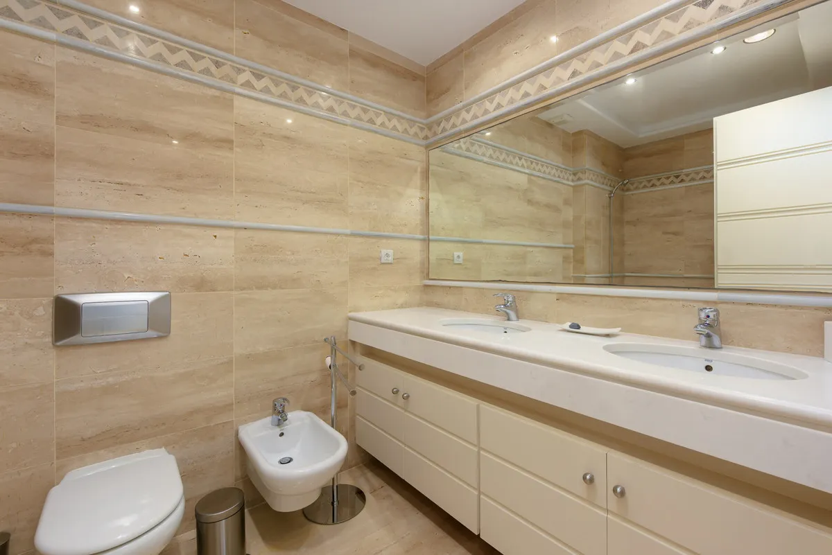 0e8639e9-ec8d-4f18-931e-467db29c286f