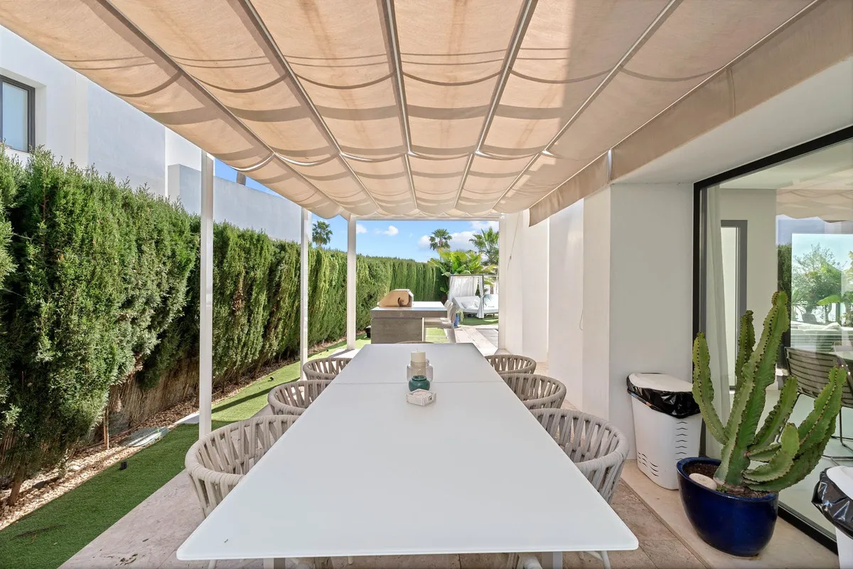 937dfbee-7cee-4595-92f5-0d1349e2c63c