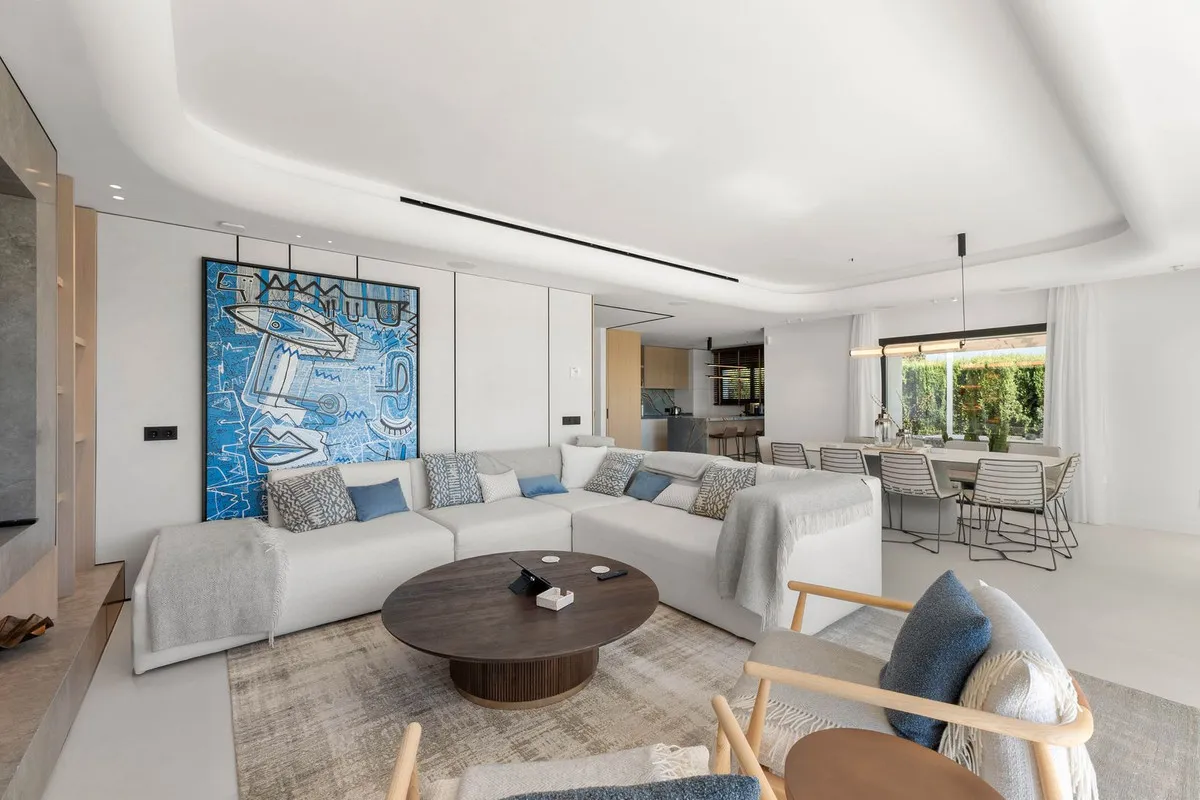 ebc7e983-e937-4de0-ad50-c95c8ff43392