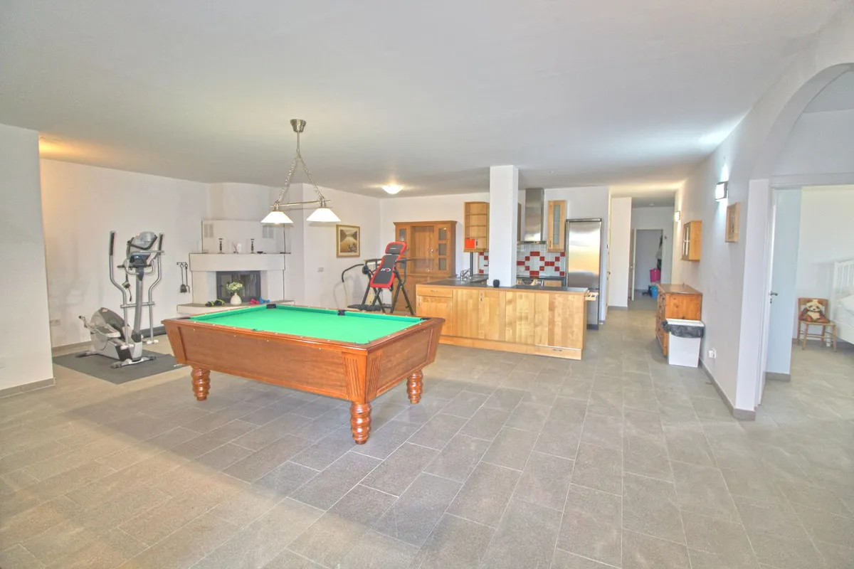 920ab307-d6c5-4396-abf7-685f7aa0af62