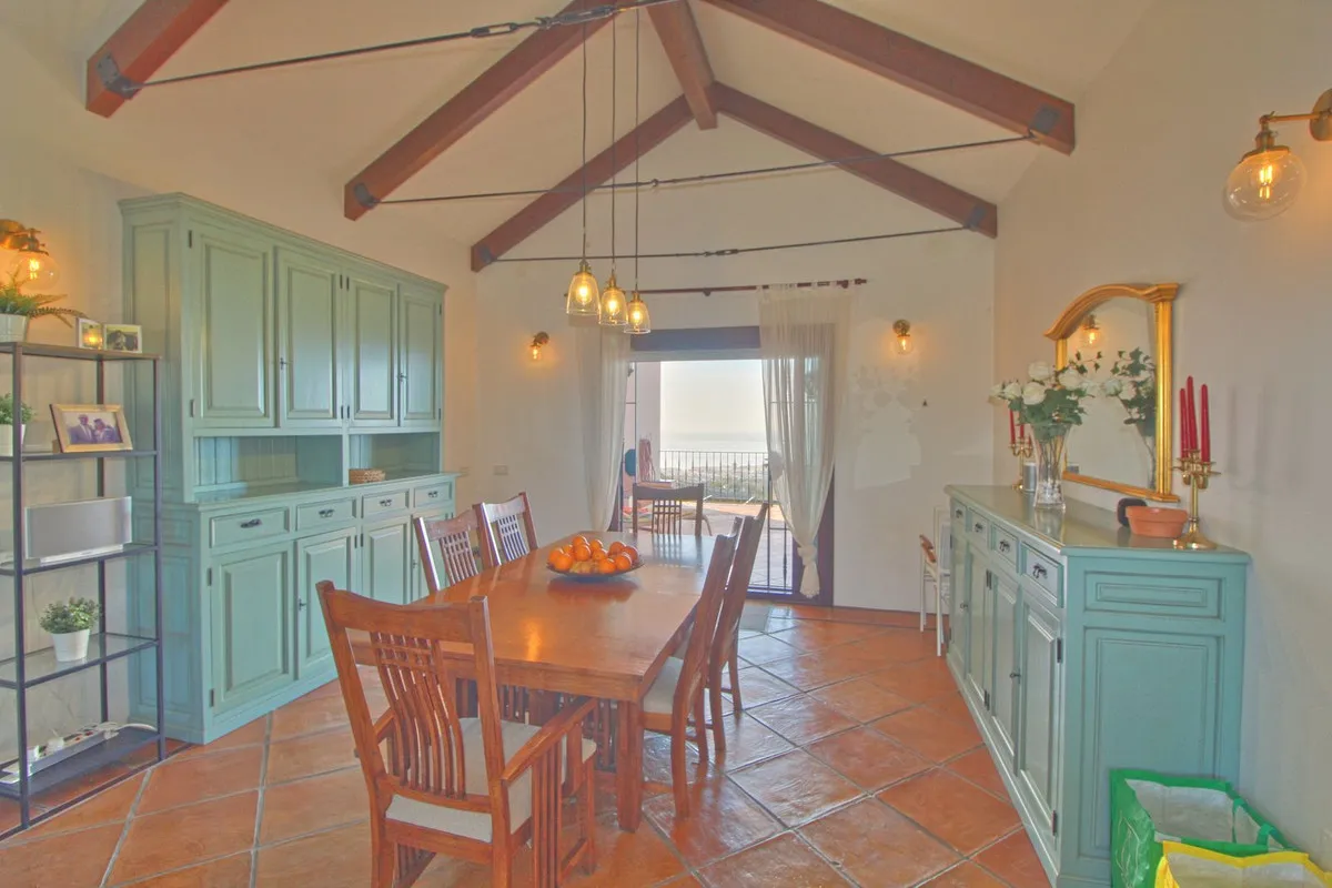 a55625d5-dfdc-4859-8b63-43ccc240fc87